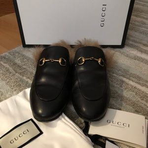 AUTHENTIC Gucci Women’s Princetown fur mule